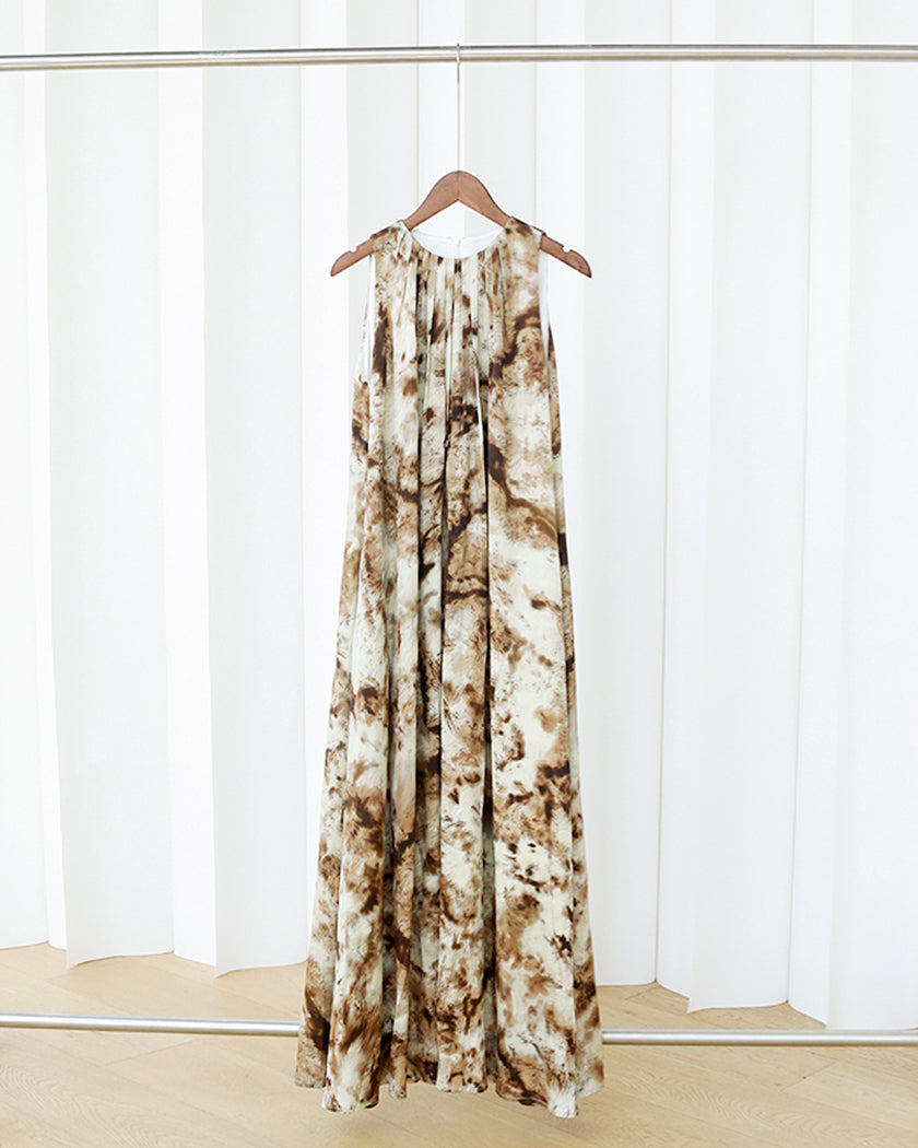 19 Momme Silk Sleeveless Romantic Print Dress